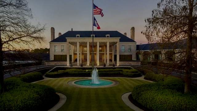 Discover the Exclusivity and Luxury of River Oaks Country Club