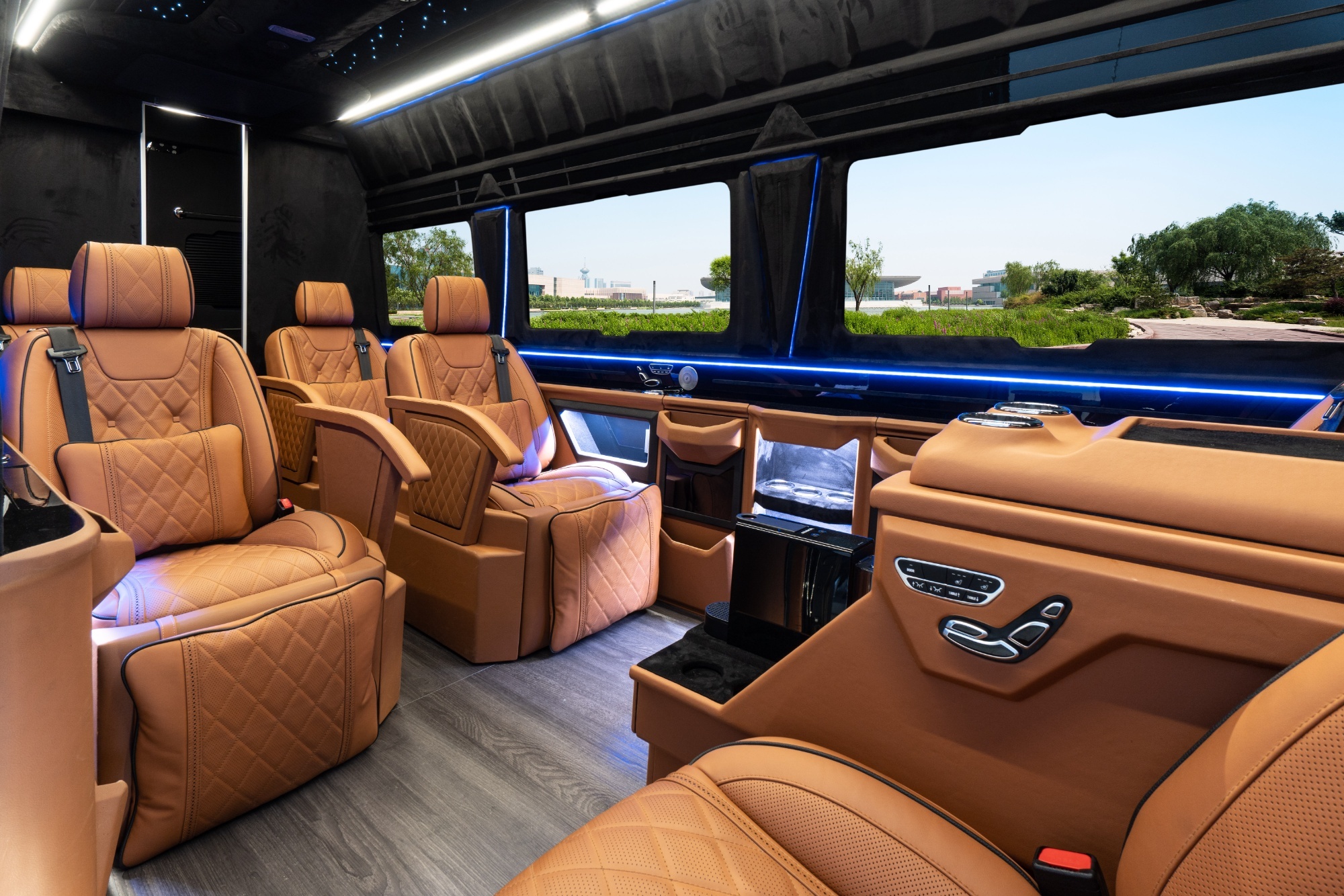 Athens Group Transportation | Luxury Vans, Buses & Executive Travel – Grand Limousine
